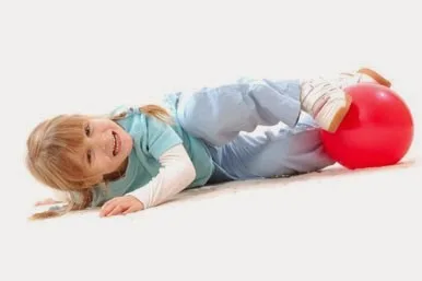 Επικίνδυνα αντικείμενα για τα παιδιά στο σαλόνι σας