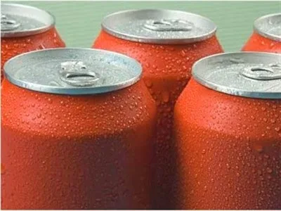 Oύτε που το φανταζόσουν: Όλα όσα συμβαίνουν στον οργανισμό μας, πίνοντας ένα αναψυκτικό…