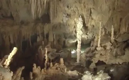 Οι ομορφιές του σπηλαίου Διρού κάνουν τον γύρο του κόσμου! [Video]