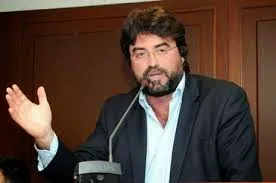 Τέλος στην ομηρία των αποφοίτων των ΙΕΚ μετά από παρέμβαση του Β. Οικονόμου