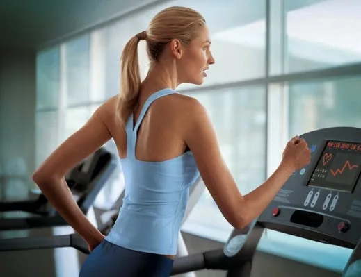 Οι κίνδυνοι που κρύβει το “λιώσιμο” στο γυμναστήριο! – Γιατί δεν πρέπει να το παρακάνεις;