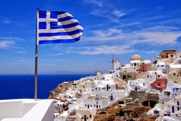 Η εικόνα που κόβει την ανάσα: Έτσι φαίνεται η Ελλάδα από το διάστημα [video]