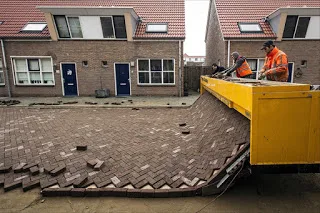 Το μηχάνημα που… “τυπώνει” δρόμο !