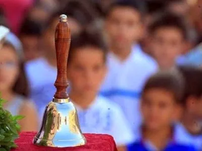 Πότε ανοίγουν τα σχολεία σύμφωνα με τα νέα δεδομένα