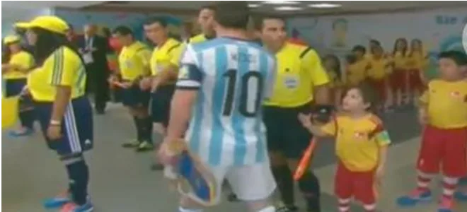 Η απαράδεκτη συμπεριφορά του Μέσι σε μικρό θαυμαστή του – Η κίνησή του που προκάλεσε παγκόσμιο κράξιμο [video]