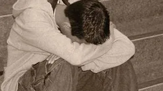 Κύπρος: Συνελήφθη δάσκαλος για ξυλοδαρμό ανηλίκου γιατί δεν έπλυνε τα πινέλα του!