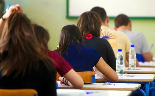 Αυτή είναι η μαθήτρια που “τίναξε” τη… βαθμολογία στον αέρα! Δείτε πόσα μόρια συγκέντρωσε [photo]