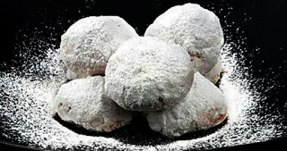 Από πού κατάγεται ο κουραμπιές;