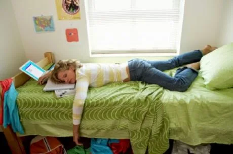 Ποιοι κινδυνεύουν να πεθάνουν άν κοιμούνται το μεσημέρι;