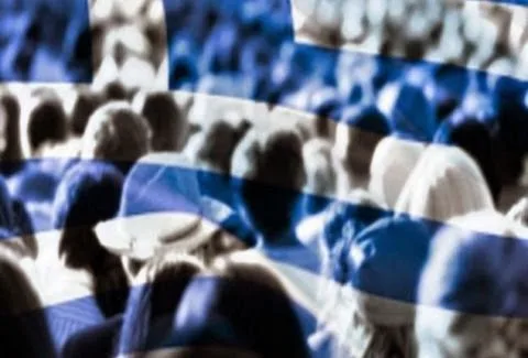 ΜΕΙΩΝΕΤΑΙ δραματικά ο πληθυσμός της χώρας – Πόσοι θα είναι οι Έλληνες σε λίγα χρόνια;