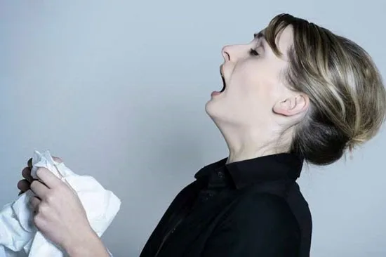 Γιατί λέμε «αψού» όταν φτερνιζόμαστε;