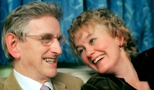 Η απίστευτη ιστορία του πατέρα που ξεχνά κάθε 30 δευτερόλεπτα ότι… [video]