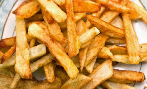 ΑΠΙΣΤΕΥΤΟ ΒΙΝΤΕΟ: Δεν θα ξαναφάτε τηγανιτές πατάτες μετά από αυτό!