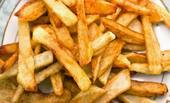 ΑΠΙΣΤΕΥΤΟ ΒΙΝΤΕΟ: Δεν θα ξαναφάτε τηγανιτές πατάτες μετά από αυτό!