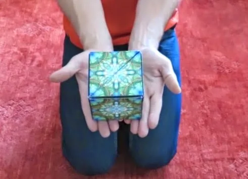 Αυτός είναι ο μαγικός κύβος – Εκπληκτικό βίντεο!