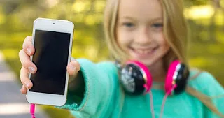 Είναι έτοιμο το παιδί μου να αποκτήσει κινητό τηλέφωνο;