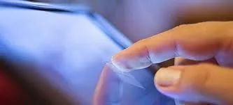 Έρευνα: Πώς χρησιμοποιούν οι Έλληνες τα smartphone και τα tablet;