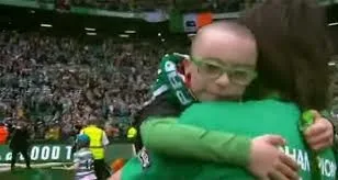 Η ιστορία του μικρού Τζέι και η κίνηση ανθρωπιάς από ΕΠΟ και Γιώργο Σαμαρά [video]