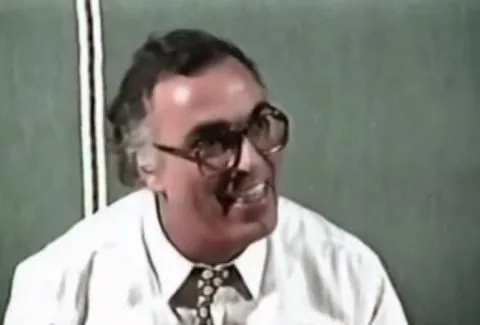 Οι προφητείες του Βασίλη Λεβέντη από το μακρινό 1992 που έχουν βγει ΌΛΕΣ αληθινές! [video]