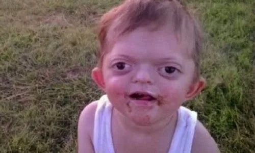 Το συγκινητικό γράμμα μιας μαμάς προς όλους όσους κρίνουν το παιδί της…