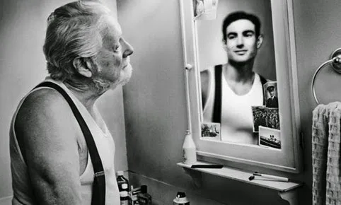 Η εικόνα που έχουμε για τον εαυτό μας είναι αληθής; [video]