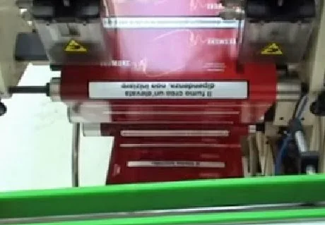 ΔΕΝ θα το ξαναβάλετε στο ΣΤΟΜΑ σας: Δείτε πως φτιάχνονται τα ΤΣΙΓΑΡΑ! [video]