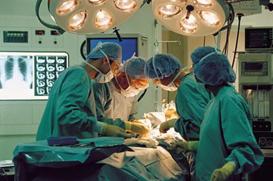 Μια συγκλονιστική ιστορία που αξίζει να δείτε: “Όταν τον καλέσαμε να έρθει για τον γιο σας, ήταν στην κηδεία του γιου του”