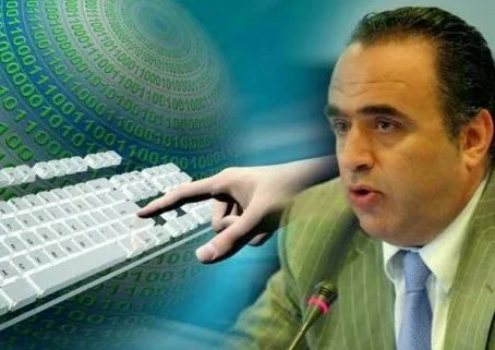 Πως τα “αρπακτικά” παγιδεύουν τα παιδιά: Μία συγκλονιστική ομιλία του Σφακιανάκη από την Δίωξη Ηλεκτρονικού Εγκλήματος σε μαθητές!