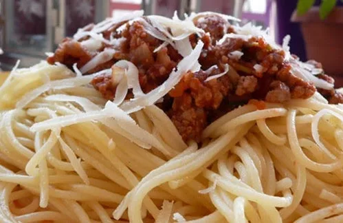 ΑΠΙΣΤΕΥΤΟ: Γιατί τα ξαναζεσταμένα μακαρόνια παχαίνουν λιγότερο!