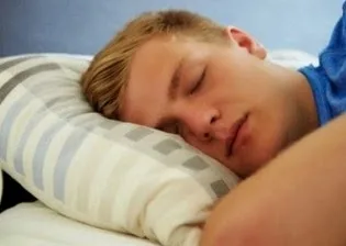 Το σταθερό πρόγραμμα ύπνου “κλειδί” για την υγεία των νέων…