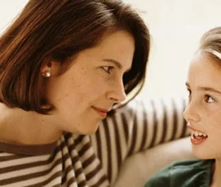 Οι ερωτήσεις που πρέπει να κάνετε στο παιδί για να έρθετε πιο κοντά