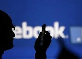 Τί κάνουν οι 50άρηδες στο Facebook…