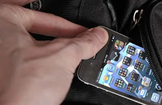 Στόχος νεαρών κλεφτών μαθητής με το… καλημέρα του σχολείου