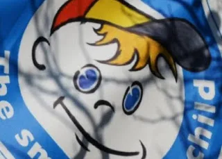 Το “Χαμόγελο του Παιδιού” συγκεντρώνει σχολικά για παιδιά που έχουν ανάγκη