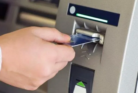 Φοβερό! Δείτε πως λειτουργεί ένα ΑΤΜ…[video]