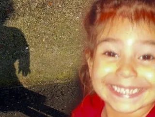 ΝΕΟ ΒΙΝΤΕΟ ΝΤΟΚΟΥΜΕΝΤΟ: Η τελευταία βόλτα της μικρής Άννυ στην γειτονιά [video]