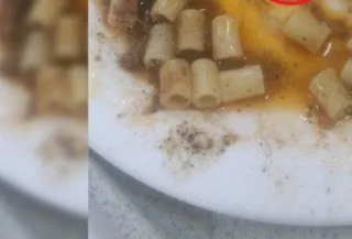 Φοιτητής βρήκε σκουλήκι στο φαγητό της Λέσχης του Ιδρύματος