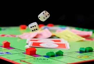 Τη Μονόπολη τη γνωρίζεις σίγουρα – Τις ΠΑΡΑΔΟΞΕΣ ιστορίες που τη “συνοδεύουν” όμως;