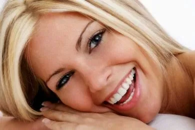 Ανακαλύψτε ποιος σας χαμογελά αυθεντικά…