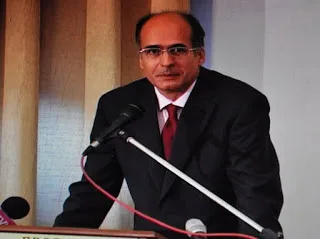 Παναγιώτης Τσαγκάρης, Ο  Τραμπ και τα Θρησκευτικά!