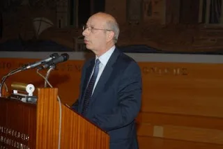 Ανάκληση υπογραφής του καθηγητή Δημητρίου Τσελεγγίδη για τα περί διακοπής μνημοσύνου