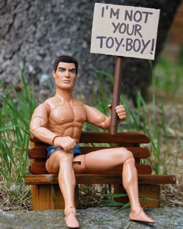 Οι εκπαιδευτικοί δεν είναι τα playmobil σας κύριοι  ( του Δ.Τσιριγώτη )