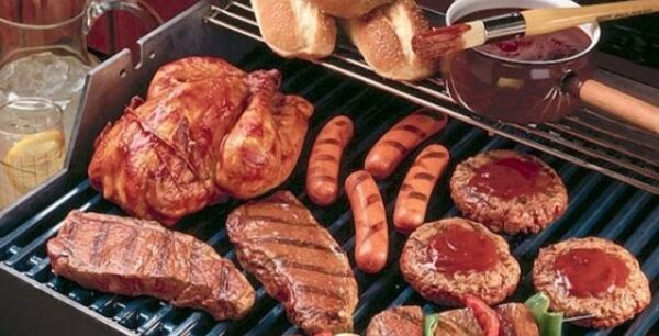 Tσικνοπέμπτη: Πώς μεταφράζεται η σημερινή ημέρα σε θερμίδες;