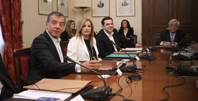 Αρνείται το ΠΑΣΟΚ να συμμετέχει στα σχέδια Τσίπρα για τον εκλογικό νόμο