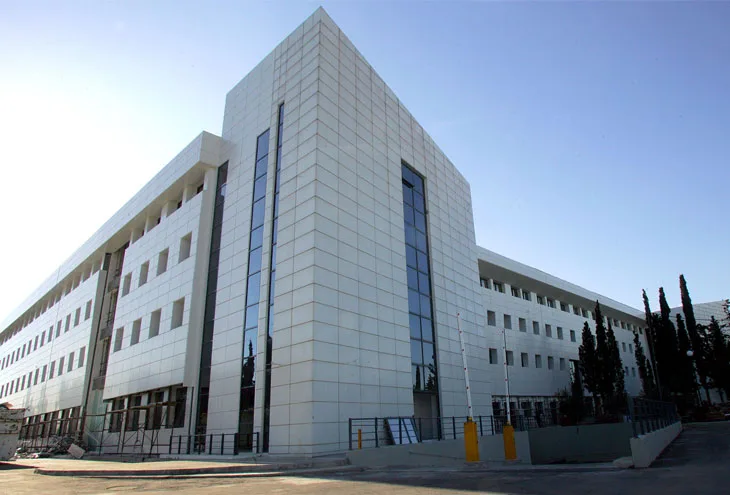 Ενδεχόμενη ανάμειξη του Υπουργείου στα προγράμματα σπουδών θα προσέκρουε συνταγματικά!