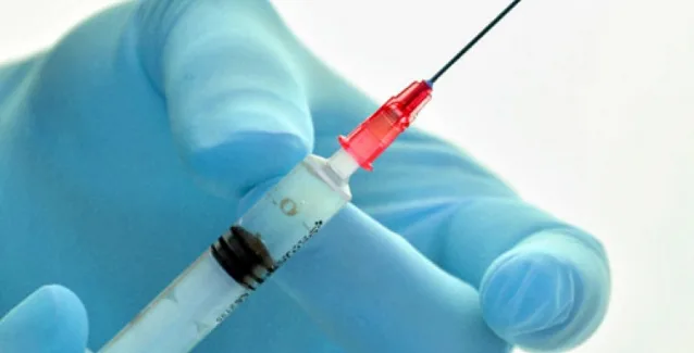 Ανεμβολίαστοι οι υγειονομικοί και οι ευπαθείς ομάδες πληθυσμού κατά της γρίπης