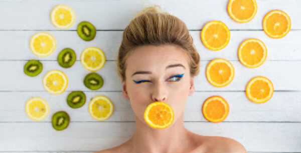 Βιταμίνες αντιγήρανσης: Σε ποιες τροφές θα τις βρείτε