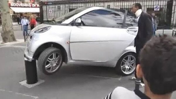 Οι χειρότερες απόπειρες παρκαρίσματος όλων των εποχών (Video)