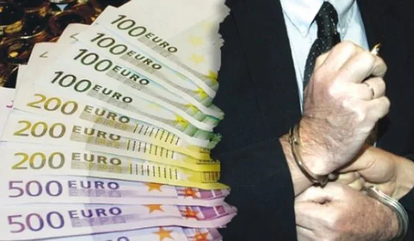 Φυλάκιση και βαριά πρόστιμα για φοροφυγάδες. Τι ισχύει για τον ΕΝΦΙΑ