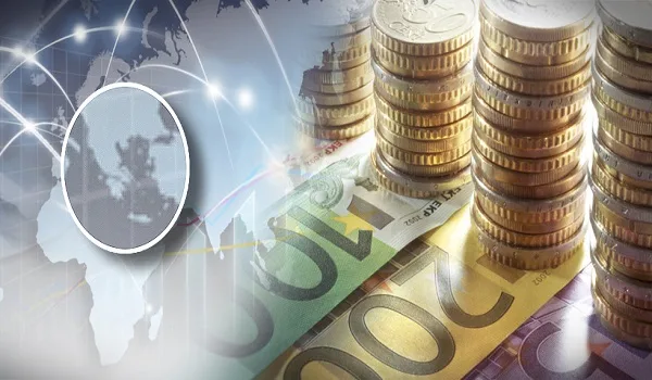 Financial Times: Άδικο να ζητούν από την Ελλάδα πλεονάσματα 3,5%